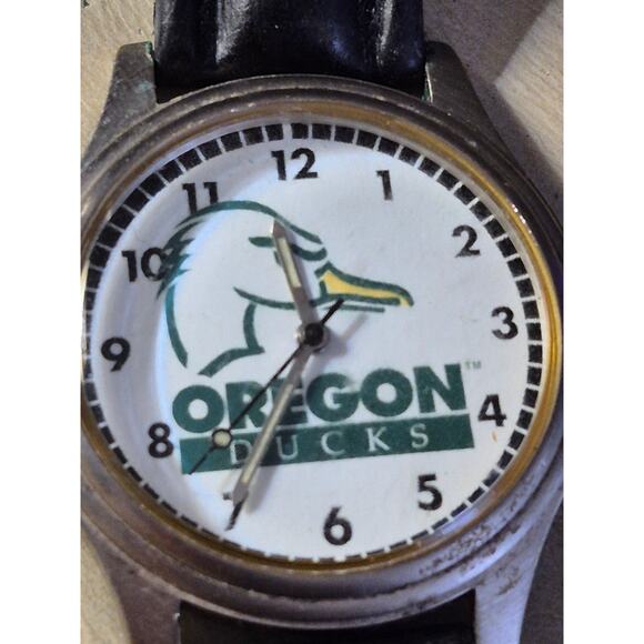 Unisex Fossil University of Oregon Ducks Watch, LI 1419, Quartz Movement Logo - Picture 10 of 13